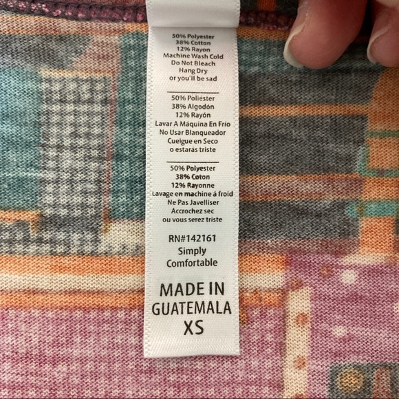 LuLaRoe Classic T - size XS, trunk print - Picture 4 of 6